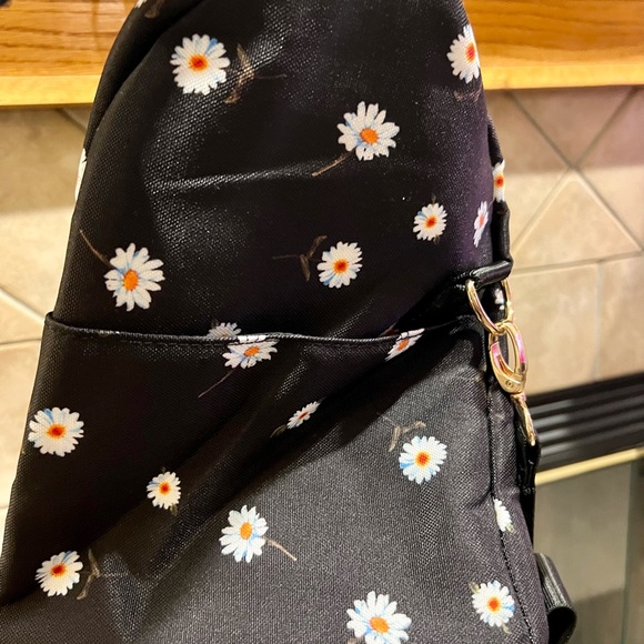 Alice & Olivia Daisy Duffle Bag - Picture 11 of 14